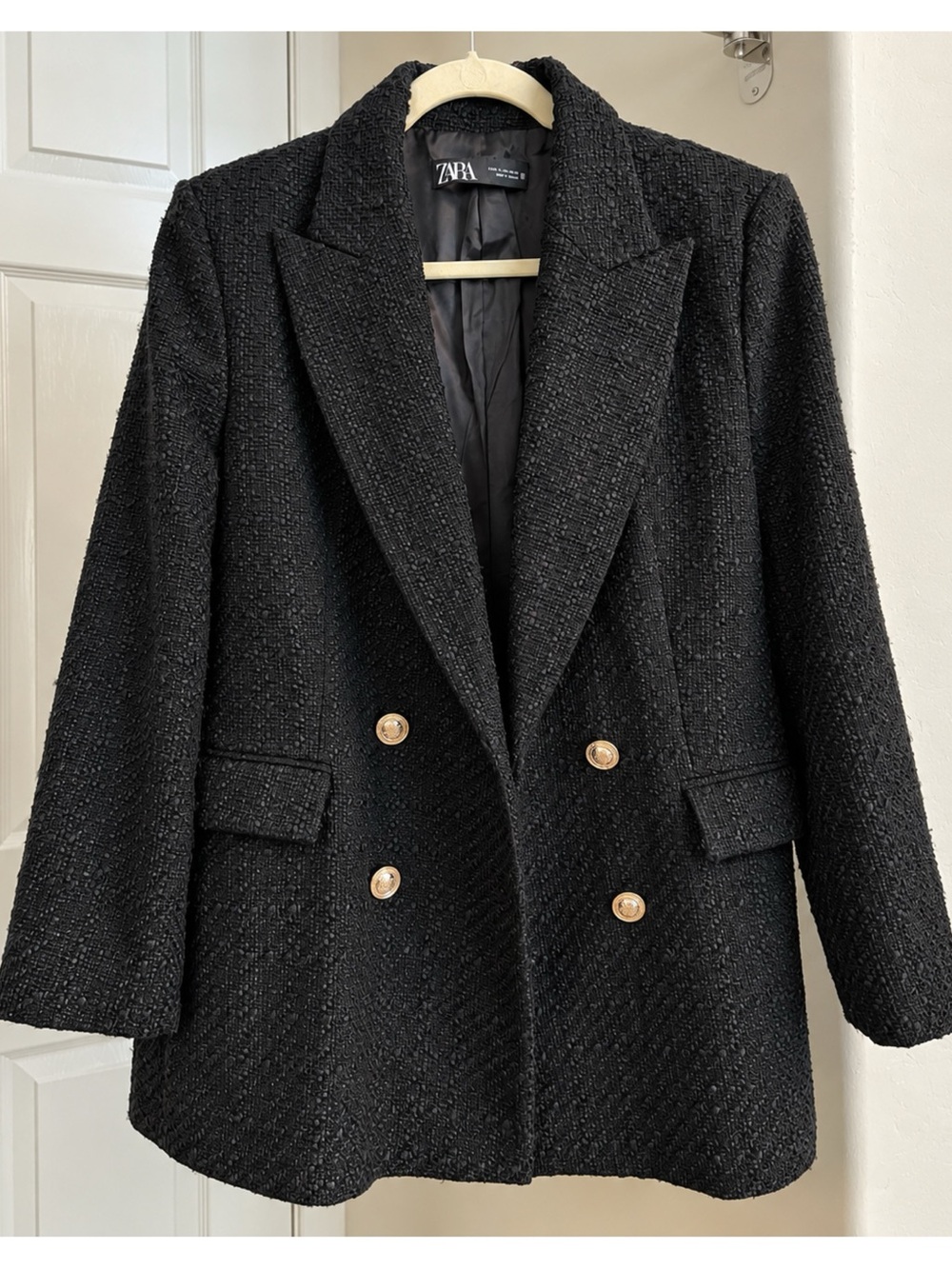 ZARA Black Double-Breasted Textured Bouclé Blazer with Gold Buttons